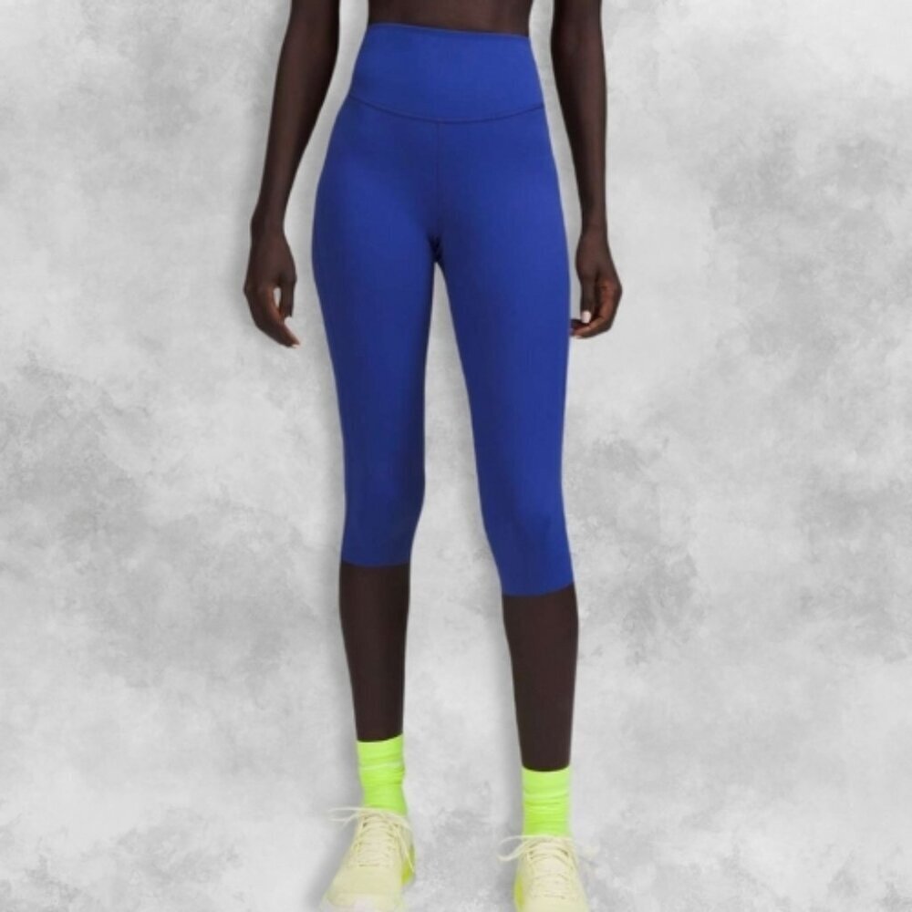 Lululemon Base Pace Crop Leggings High-Rise Sweat Wicking Psychic Blue W US 4